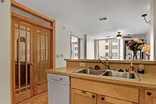 333 W Mifflin St, Madison, WI 53703 - Photo 4