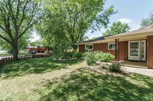 429 Sycamore St, Sauk City, WI 53583 - Photo 2