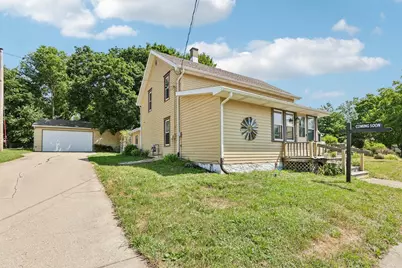 5310 Broadhead Street, Mcfarland, WI 53558 - Photo 2