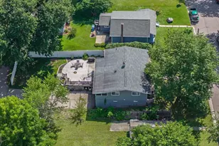 631 10th St, Baraboo, WI 53913 - Photo 40