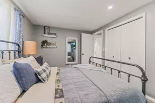 631 10th St, Baraboo, WI 53913 - Photo 18
