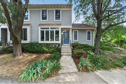 831 S Mills Street, Madison, WI 53715 - Photo 1