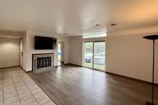 515 D'onofrio Dr, Madison, WI 53719 - Photo 2