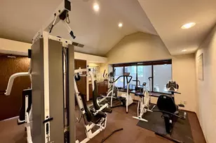 515 D'onofrio Dr, Madison, WI 53719 - Photo 26