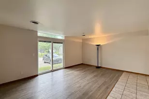 515 D'onofrio Dr, Madison, WI 53719 - Photo 4