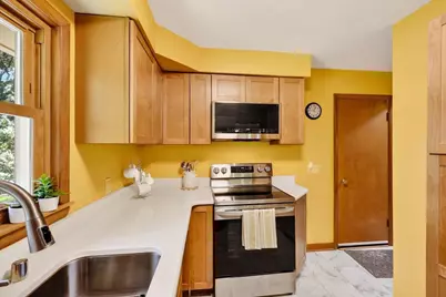 913 Mohican Pass, Madison, WI 53711 - Photo 14