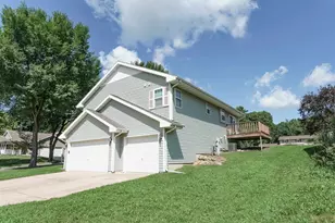 6901 Fieldwood Rd, Madison, WI 53718 - Photo 26