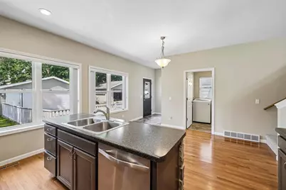 525 W Conant Street, Portage, WI 53901 - Photo 14