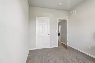 801 Margarets Wy, Belleville, WI 53508 - Photo 18