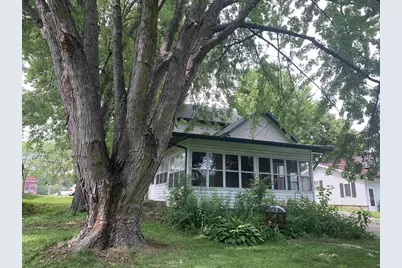 641 S Center Street, Beaver Dam, WI 53916 - Photo 8