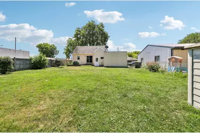 147 W Garland Street, Jefferson, WI 53549 - Photo 44