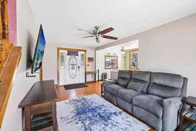 147 W Garland Street, Jefferson, WI 53549 - Photo 8