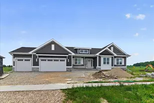 502 Morning Cv Cir, Verona, WI 53593 - Photo 2