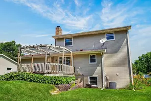 5749 Richmond Dr, Fitchburg, WI 53719 - Photo 40