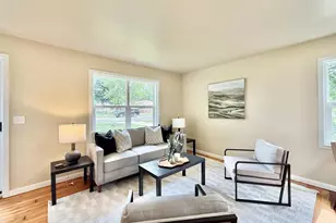 405 E Madison St, Cambridge, WI 53523 - Photo 4