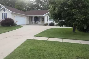 107 Lazy Lake Dr, Fall River, WI 53932 - Photo 2