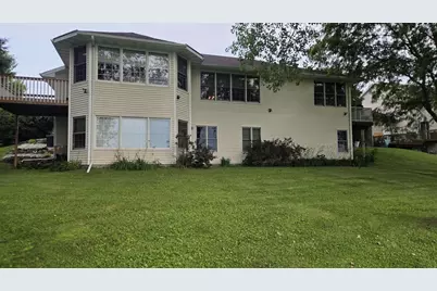 107 Lazy Lake Drive, Fall River, WI 53932 - Photo 8