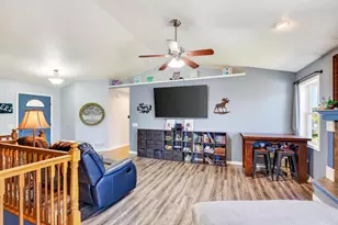 332 Sandridge Trail, Sun Prairie, WI 53590 - Photo 8