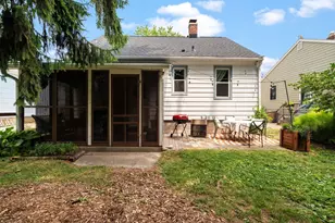 2625 E Lawn Ct, Madison, WI 53704 - Photo 20