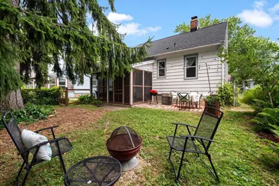 2625 East Lawn Court, Madison, WI 53704 - Photo 6