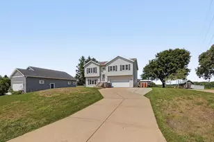 6738 Henry Rd, Belleville, WI 53508 - Photo 2