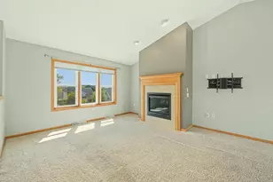 6738 Henry Rd, Belleville, WI 53508 - Photo 10