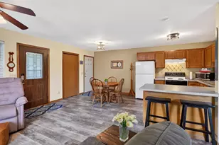 403 Hanson Rd, Stoughton, WI 53589 - Photo 16