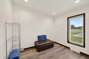 W9512 Earnie Rd, Poynette, WI 53955 - Photo 26