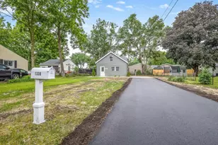 1338 McKinley Ave, Beloit, WI 53511 - Photo 2