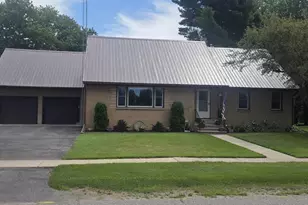 318 S Charles St, Westfield, WI 53964 - Photo 2