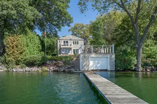 5723 Tonyawatha Trail, Monona, WI 53716 - Photo 6