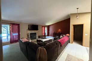 2518 Scenic Ridge Dr, Madison, WI 53719 - Photo 4
