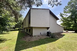 7340 Century Pl, Middleton, WI 53562 - Photo 8