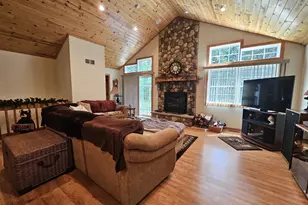 1809 S Badger Ln, Arkdale, WI 54613 - Photo 14