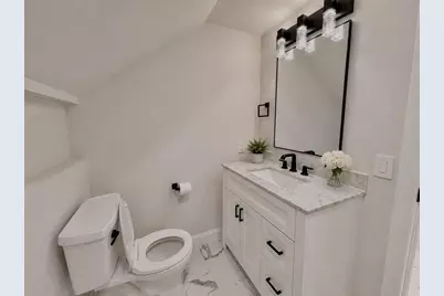 21 N Kenosha Drive, Madison, WI 53705 - Photo 20