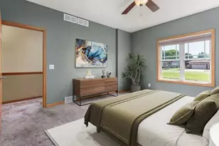 234 E Hill Pkwy, Madison, WI 53718 - Photo 12