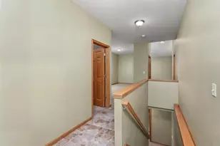 234 E Hill Pkwy, Madison, WI 53718 - Photo 28