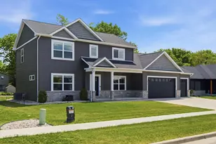 3810 Tanglewood Pl, Janesville, WI 53546 - Photo 2