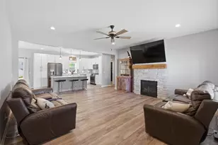 3810 Tanglewood Pl, Janesville, WI 53546 - Photo 6