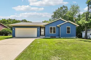 210 Sterling Dr, Edgerton, WI 53534 - Photo 2