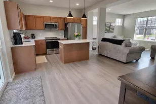 1244 Merry Blossom Ln, Verona, WI 53593 - Photo 6