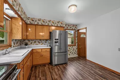 418 Grant Street, Beaver Dam, WI 53916 - Photo 6