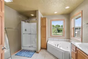 2306 Surrey Ln, Baraboo, WI 53913 - Photo 22