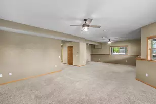 2306 Surrey Ln, Baraboo, WI 53913 - Photo 40