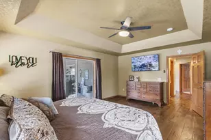 2306 Surrey Ln, Baraboo, WI 53913 - Photo 20
