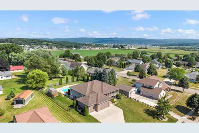 2306 Surrey Lane, Baraboo, WI 53913 - Photo 70