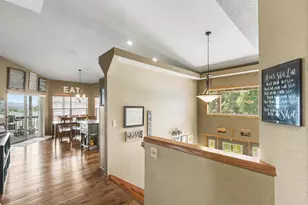 2306 Surrey Ln, Baraboo, WI 53913 - Photo 6