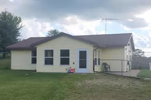 N3772 Fandrich St, Oxford, WI 53952 - Photo 2