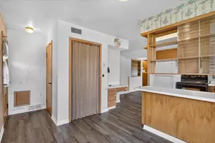 1239 S Terrace St, Janesville, WI 53546 - Photo 12