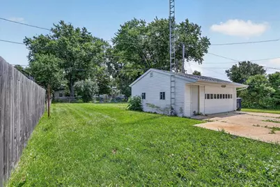 1239 S Terrace Street, Janesville, WI 53546 - Photo 32